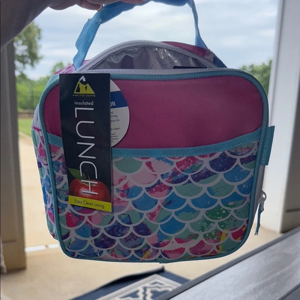 Arctic Zone Insulated Lunch Bag with Colorful Mermaid Scales Design, NWT **READ*